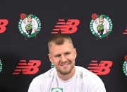 波尔津吉斯官方公布新规，国王引发争议，连续三场30+球迷热议！